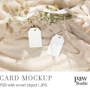 Mockup cadeaukaartje, bedankt, lege witte kaart, mockup trouwlabel, labelmodel, trouwstickers, logo stickermodel, stickerlabelmodel