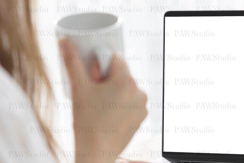 Laptop Mockup, MacBook Mockup, Device Mockup, Laptop screen mockup, Screen Mockup, Device Screen Mockup, Monitor Mockup, PSD Mockup, Computer Mockup, PSD	MacBook, Mockup PSD, Computer Mockup, MacBook PSD, Smart Object