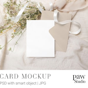 Mockup di biglietti da visita 5x7, Mockup di oggetti intelligenti, Biglietti di nozze, Nozze minimali, Mockup di biglietti in stile, Mockup di biglietti di nozze, Mockup di Photoshop, Busta