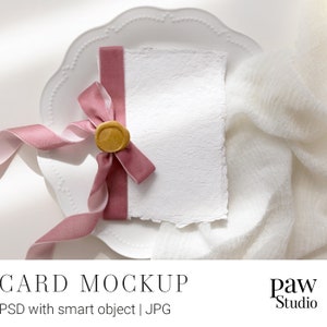 Maquette de carte, maquette minimaliste, maquette PSD, maquette de carte blanche, maquette d'invitation, maquette d'objet intelligent, carte de mariage, carte d'anniversaire