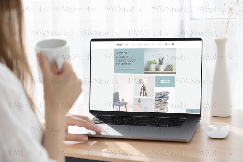 Laptop Mockup, MacBook Mockup, Device Mockup, Laptop screen mockup, Screen Mockup, Device Screen Mockup, Monitor Mockup, PSD Mockup, Computer Mockup, PSD	MacBook, Mockup PSD, Computer Mockup, MacBook PSD, Smart Object