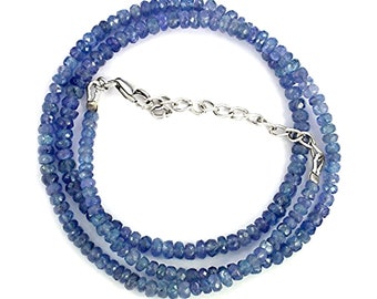 Halsband med naturliga tanzanitpärlor - Halsband i justerbar storlek i 925 sterlingsilver - 3-4 mm fasetterade tanzanitpärlor