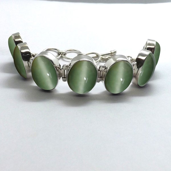 Beautiful Green Cats Eye 925 Sterling Silver Handmade Bracelet Gemstone Jewelry Unique Gift For Anniversary Birthday Energy Bracelet