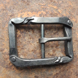 Belt buckle 4cm wide