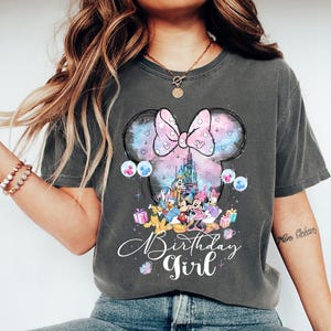 Camiseta de cumpleaños de Disney para niña (blanca): colores cómodos, camisetas de cumpleaños de Disney, camisetas a juego para cumpleaños, camiseta de cumpleaños de Disney para niña, camiseta de Birthday Squad