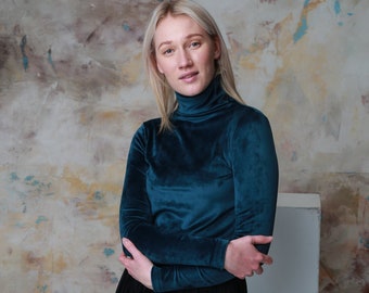 Vintage Velour Turtleneck Top: 90s Style Pullover