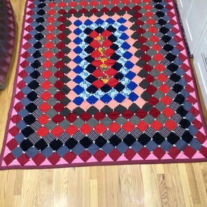 Handmade quilt vtg diamond pattern