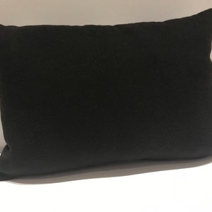 Cartref zipped cushion image 3
