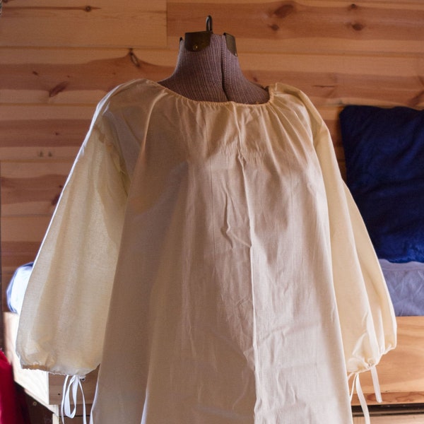 18th century ivory cotton muslin chemise