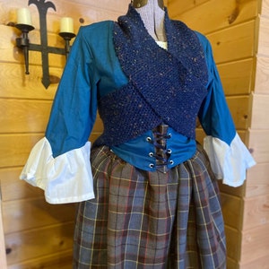 Complete outlander outfit