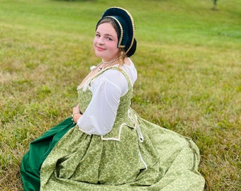 Renaissance Green Dress Set: Steel Boned Corset & Chemise