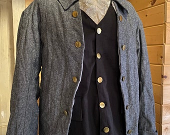 Linen men’s coat and lace cravat