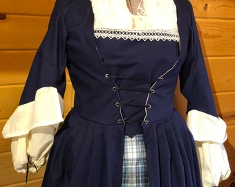 Robe polonaise coloniale du XVIIIe siècle Williamsburg Outlander des années 1700 et jupon avec ventre