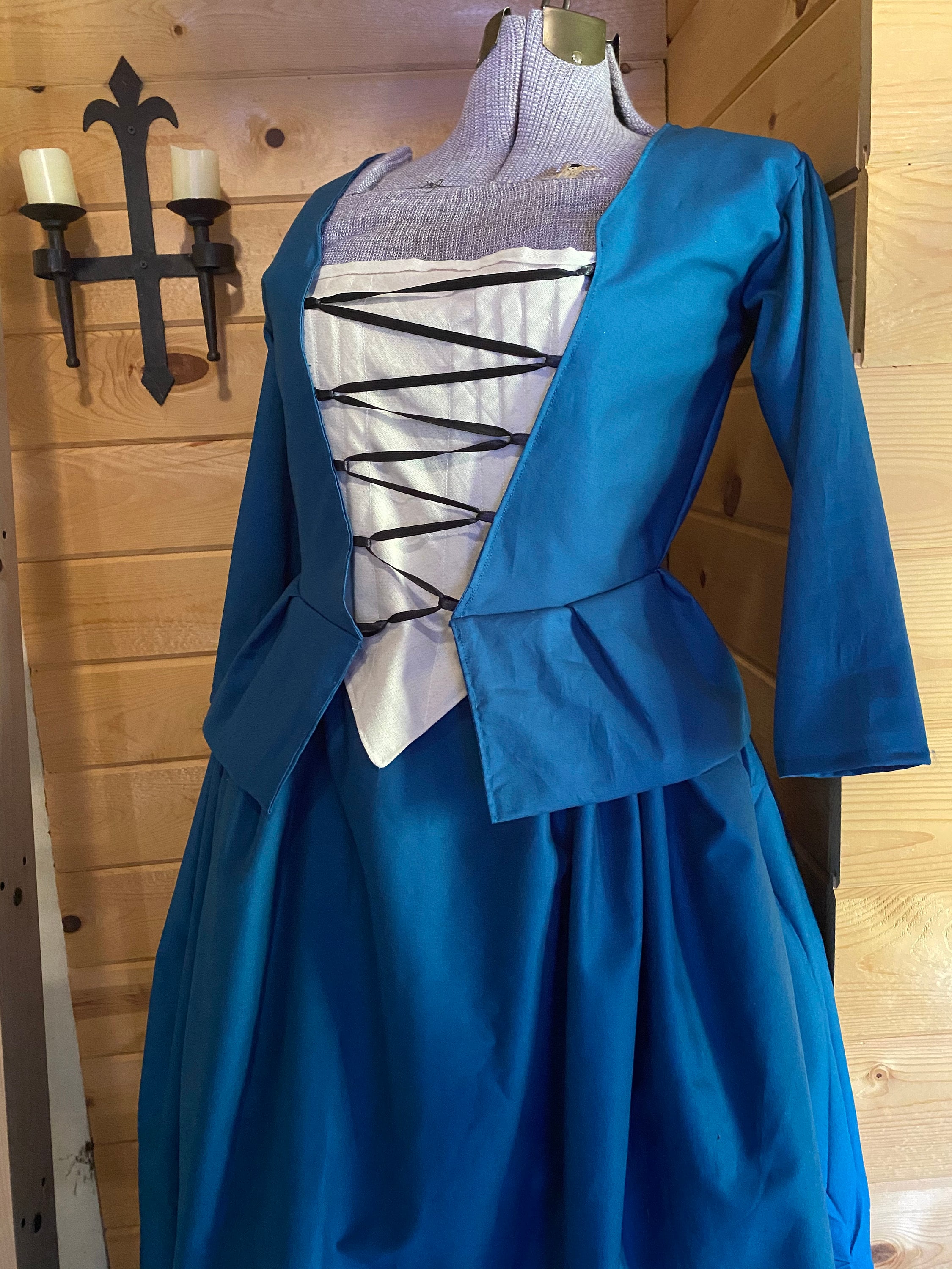 18th century 3 piece outfit petticoat chemise and jacket campestre.al