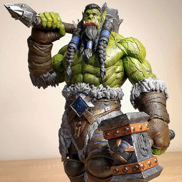 Figure peinte de Thrall Warcraft. Résine imprimée en 3D *Modèle 12k. Cadeau pour joueur. Waouh la statue. Cadeau fait main. Diorama