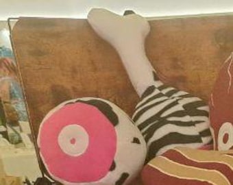 Plüschiger Fleisch Trommelstock - Kuh, Zebra, Huhn - Für Fursuiting & Cosplay