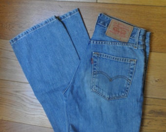 levi 525 jeans