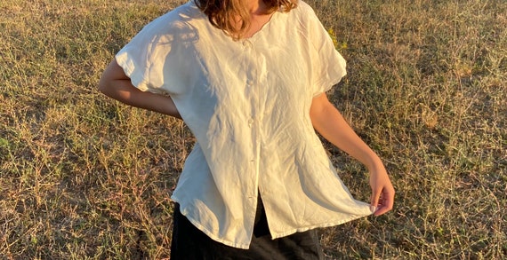 Vintage romantic silk cream blouse