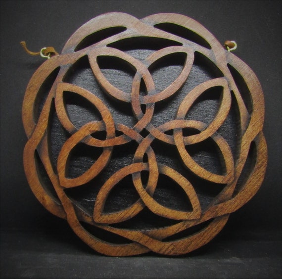 The Celtic Eternity Knot Wall Hanging Etsy Australia