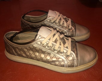 Gucci Кроссовки Обувь ЕU 40 Золото Кожаные кроссовки Guccissima 310031, кроссовки с монограммой.