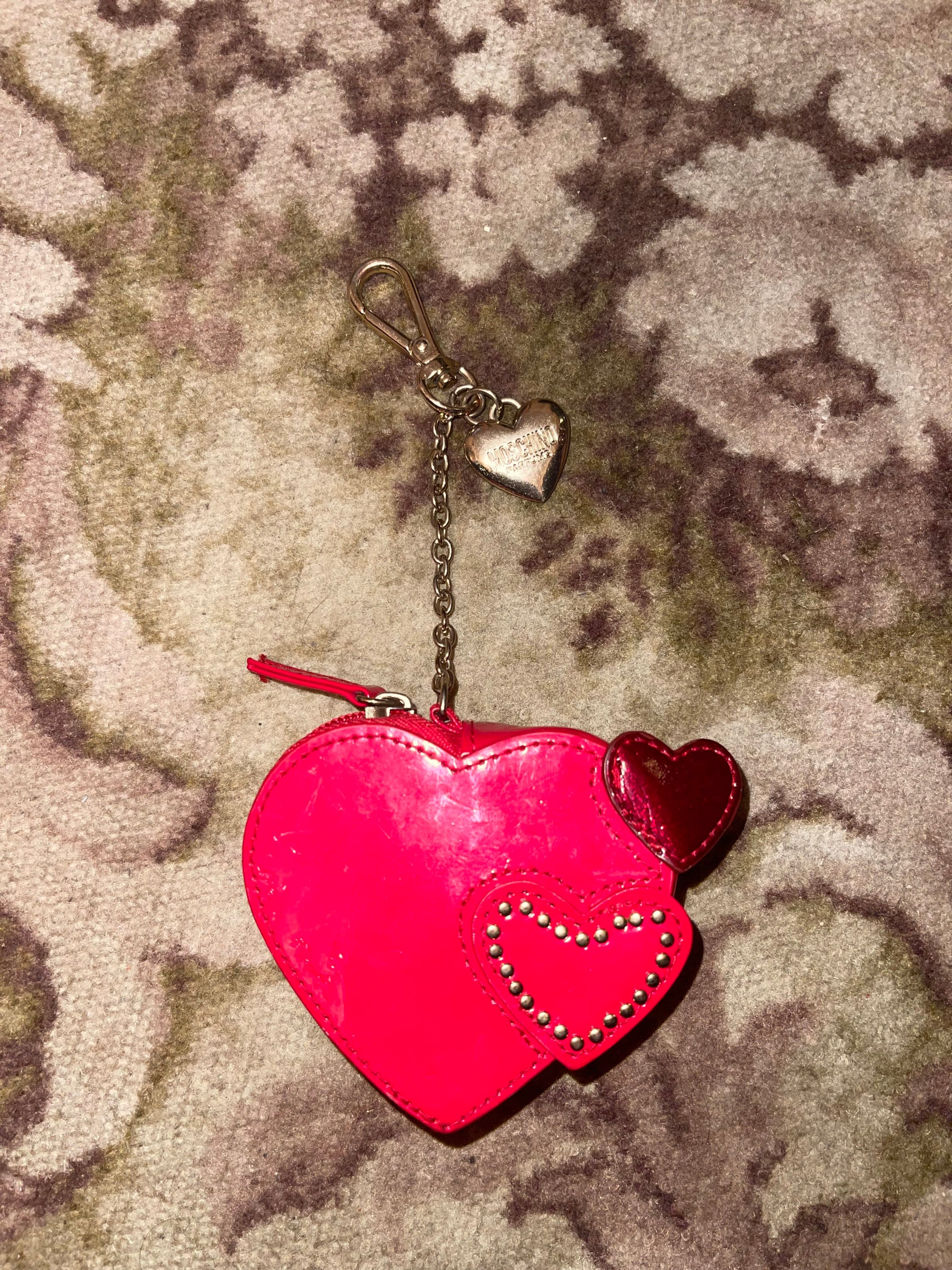 Louis Vuitton Heart Shaped Charm Coin Purse Small Bag Charm Key Ring Vernis  Pink