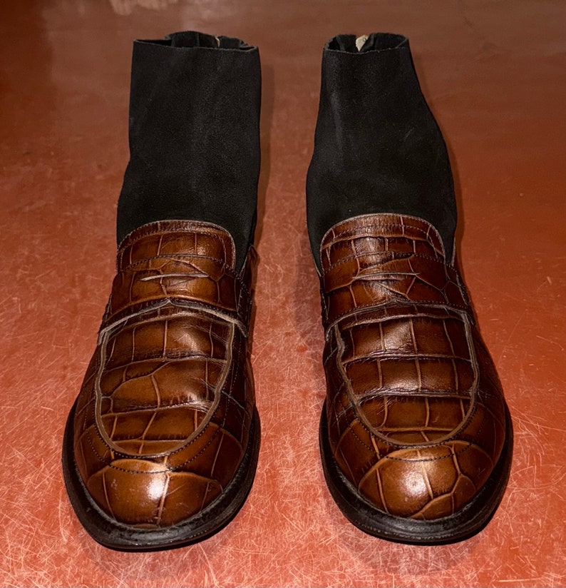 Raros botines tipo calcetín de cuero con efecto cocodrilo de Loewe originales en marrón y negro, hechos en Italia, mules, zapatos imagen 3