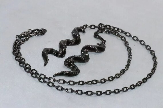 Vintage Snake Necklace - image 4