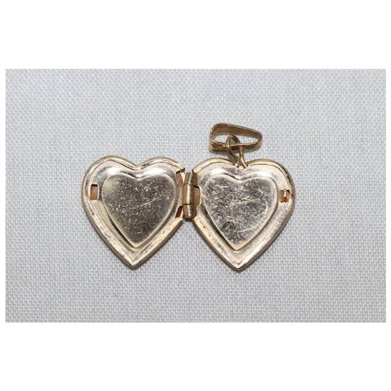 14 KT Gold Filled Hearts Locket - image 3