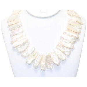 Vintage Mother of Pearl Beaded Necklace