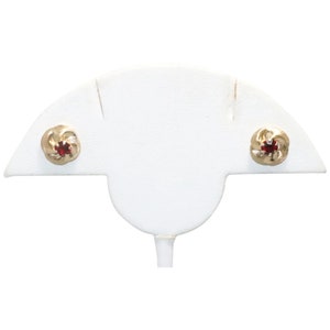14 KT Gold Garnet Stone Earrings