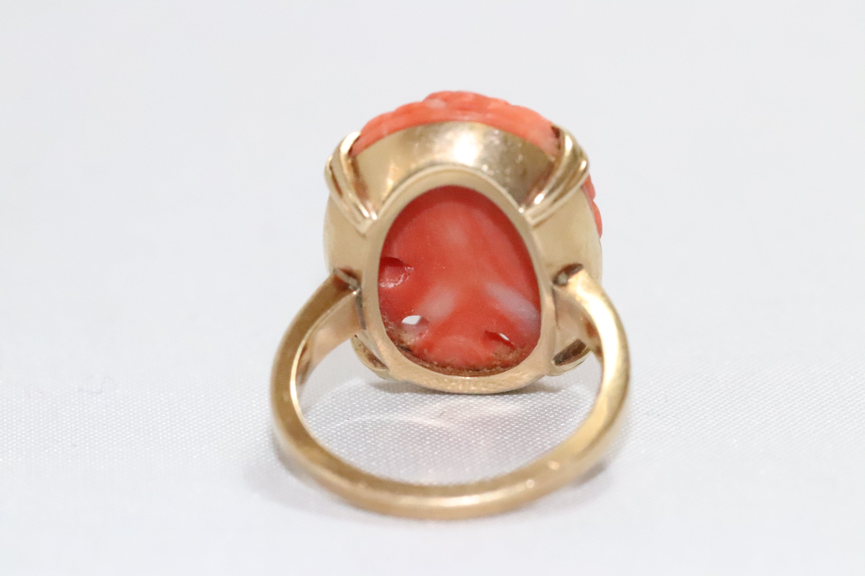 Kaya ♦︎14kgfトロレアイトフラワーカービングチャーム Vintage 14K Yellow Gold Floral Carved Coral Ring - Etsy