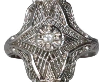 Vintage Diamond Filigree Art Deco Ring