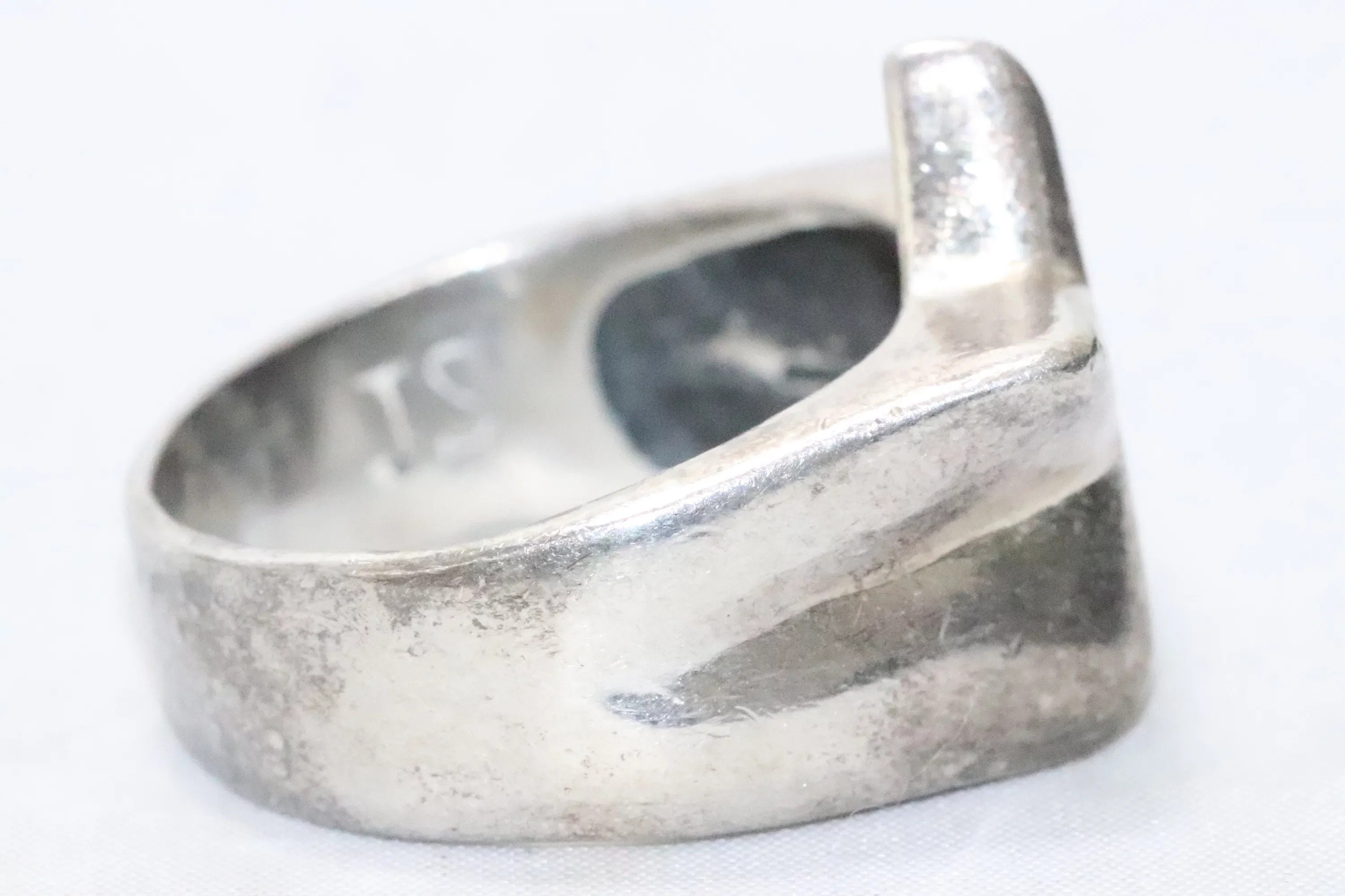 Celeste Point Star Twisted Ring – 925 Sterling Silver