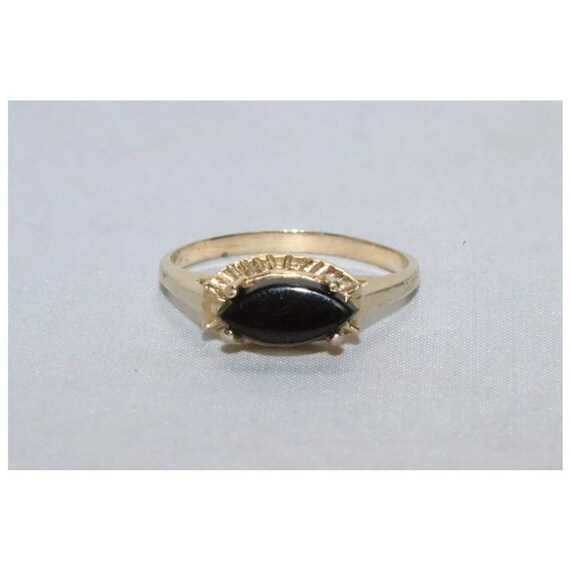 14 KT Yellow Gold Black Onyx Ring - image 2