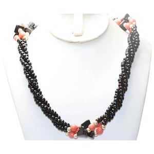 Vintage Black Onyx Coral Twisted Beaded Necklace