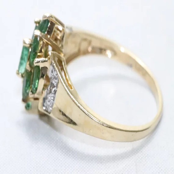 14KT Yellow Gold .90 CT Emerald .02 CT Diamond Ri… - image 2