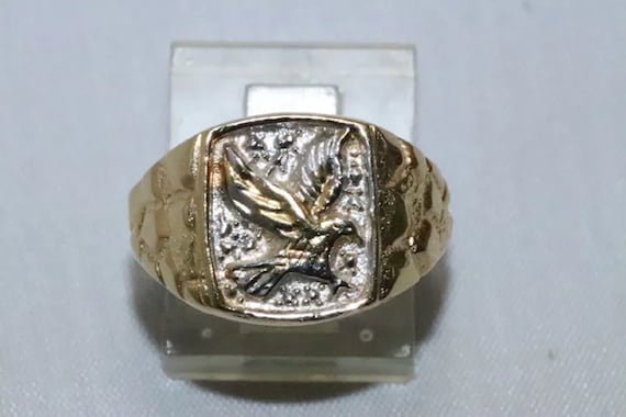 14 KT Two Toned Gold Eagle Nugget Ring - image 2