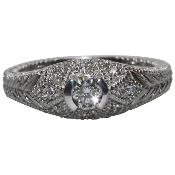 14KT White Gold Diamond Hand Engraved Design Ring