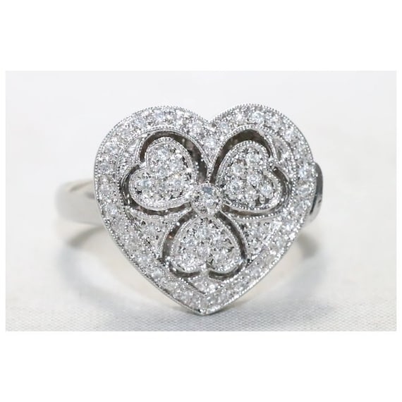 14KT White Gold .22 CT Pavé Set Diamond Heart Loc… - image 2