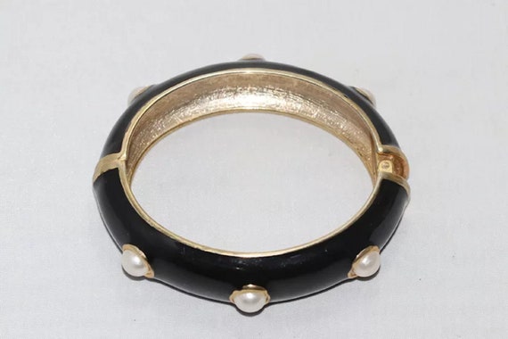 Vintage Black Enamel and Pearl Bracelet - image 3