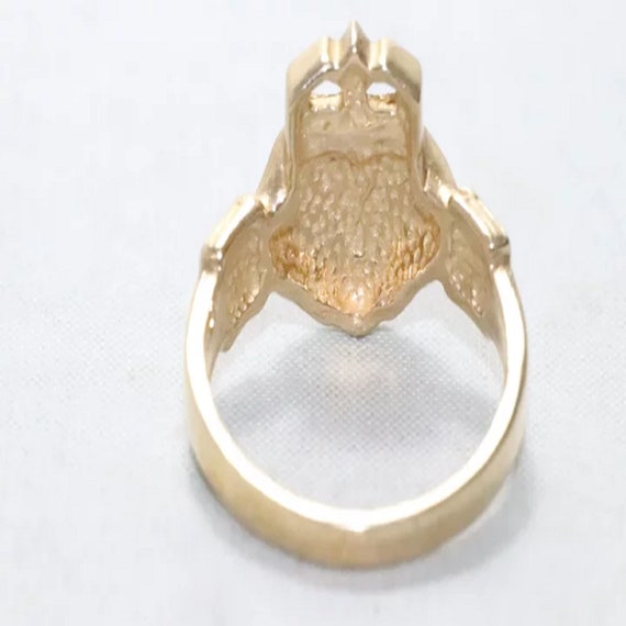 Vintage 14KT Yellow Gold Claddagh Ring - image 4