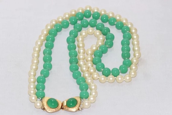 Vintage Jade and Pearl Necklace - image 5