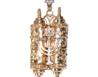 Vintage 14K Two Toned Gold 3D Jewish Torah Scroll Pendent