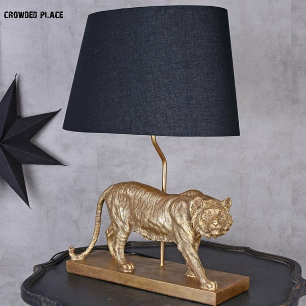 Lampe avec un tigre doré dans un style glamour, Lampe de table exclusive, Une lampe inhabituelle avec un abat-jour noir et un tigre doré, Lampe animal