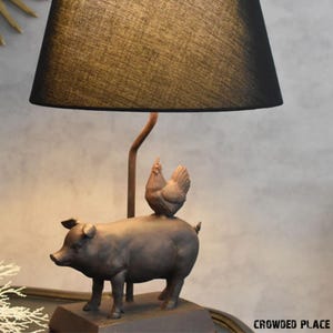 Bauernhaus Schwein & Huhn Tischlampe: Rustikales Tier Wohndekor