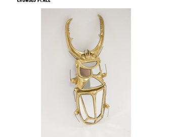 Mirror Gold Beetle Wall Decor: Colonial Boho Style