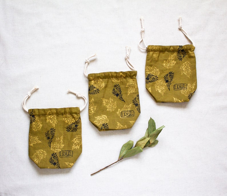 Drawstring pouch pack/ Handprinted linen produce bag set/ Etsy