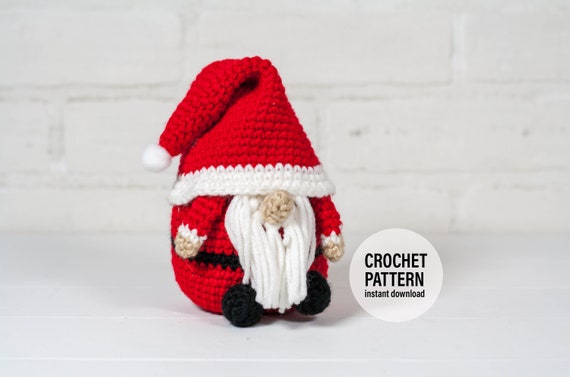 Crochet Santa Gnome Pattern, English PDF (Digital Download)
