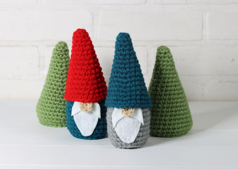 CROCHET PATTERN X Winter Bowling Set Crochet Pattern, English PDF Download, Holiday Bowling Set image 3