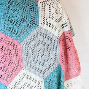 CROCHET PATTERN x Crochet Hexagon Blanket Pattern, English Pdf Pattern, Baby Blanket, Multiple sizes, Crochet Blanket Tutorial, image 2